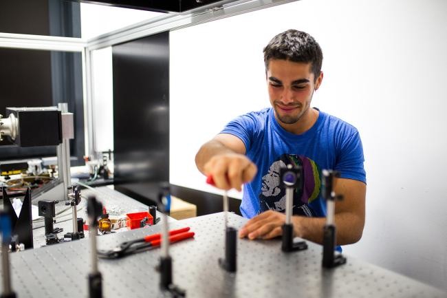 An ISH-student in the lab. (Photo: Dittmer)