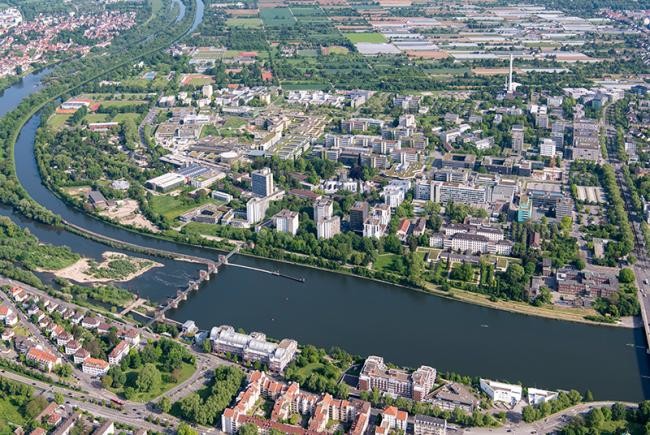 The district Neuenheimer Feld from above. (Photo: Venus)